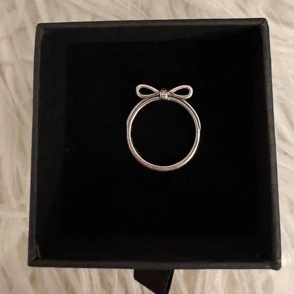 Pandora Ring Sparkling Bow 190906CZ (US size 7) - Picture 6 of 11